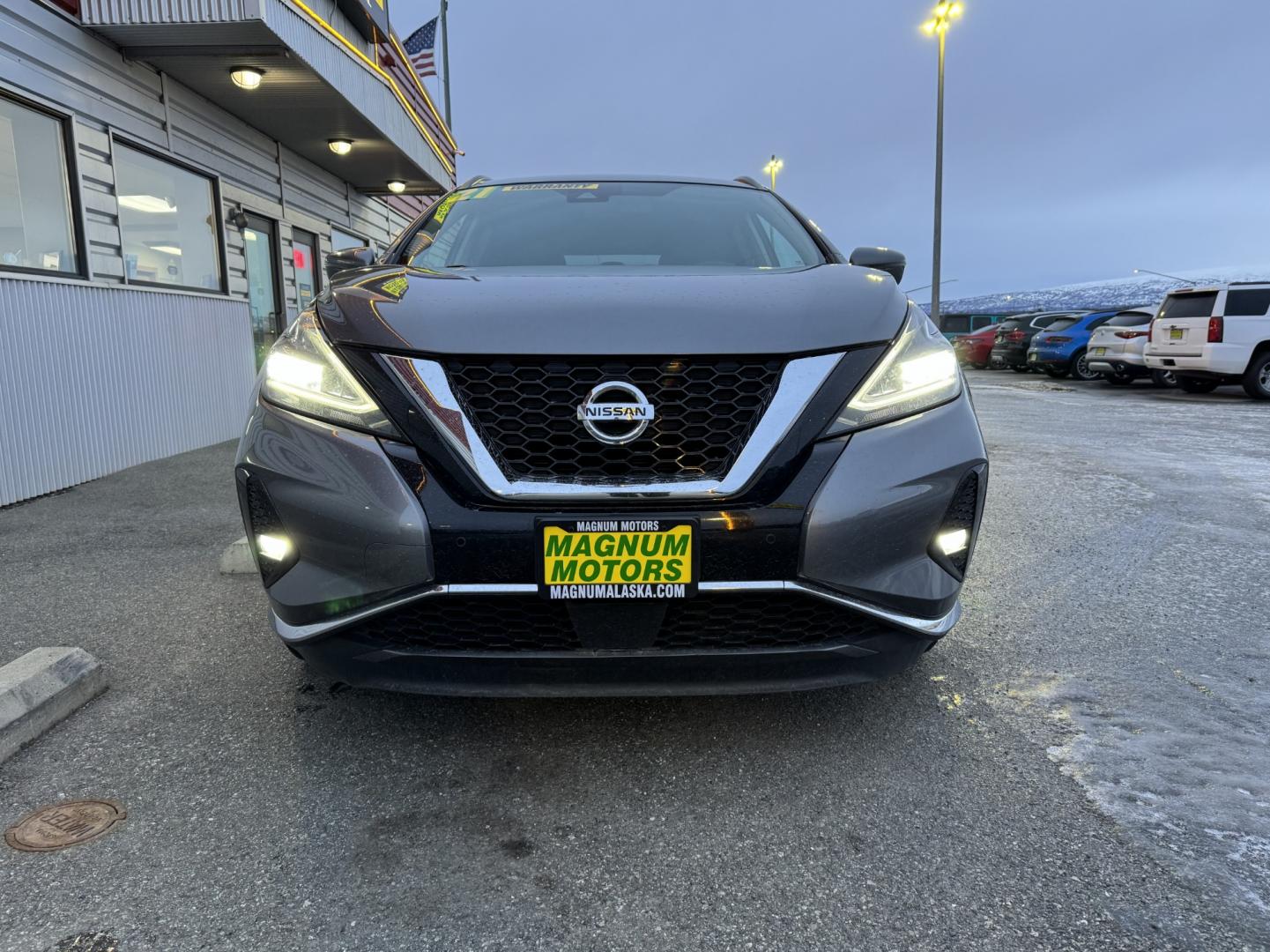 2021 Gray /Black Nissan Murano SV AWD (5N1AZ2BS1MC) with an 3.5L V6 DOHC 24V engine, CVT transmission, located at 1960 Industrial Drive, Wasilla, 99654, (907) 274-2277, 61.573475, -149.400146 - Photo#8